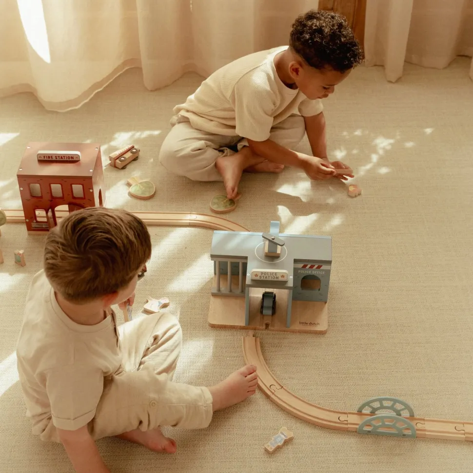 Houten brandweerkazerne – Rood – Essentials