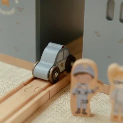 Houten politiebureau – Blauw – Essentials