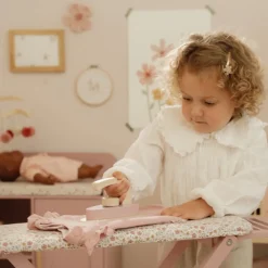 Houten Strijkplank met Strijkijzer – Roze – Essentials