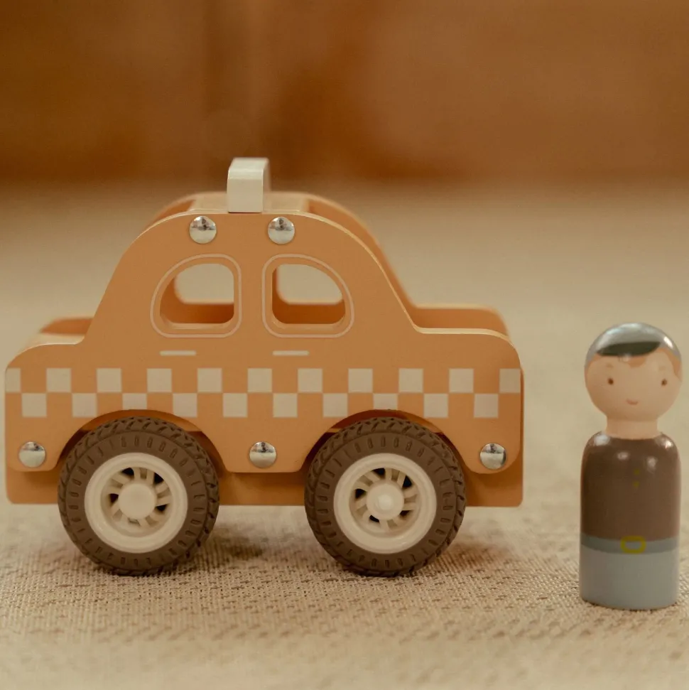 Houten taxi – Geel – Essentials