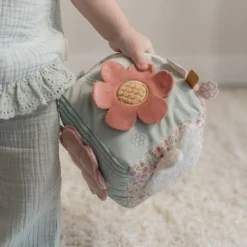 nijntje activiteitenkubus - Roze - Lucky Blossom